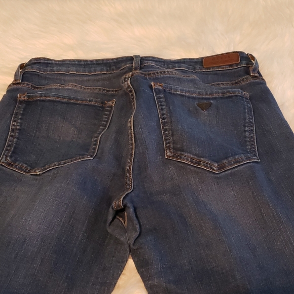 Guess jeans 👖 - Picture 3 of 6